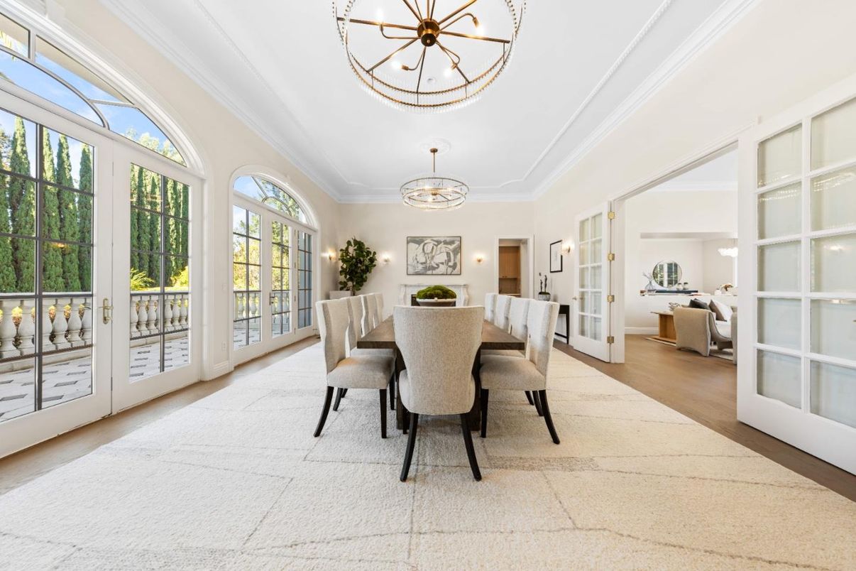 Chandelier, Dining room, Interior, Pendant Lights, Wood Texture Flooring