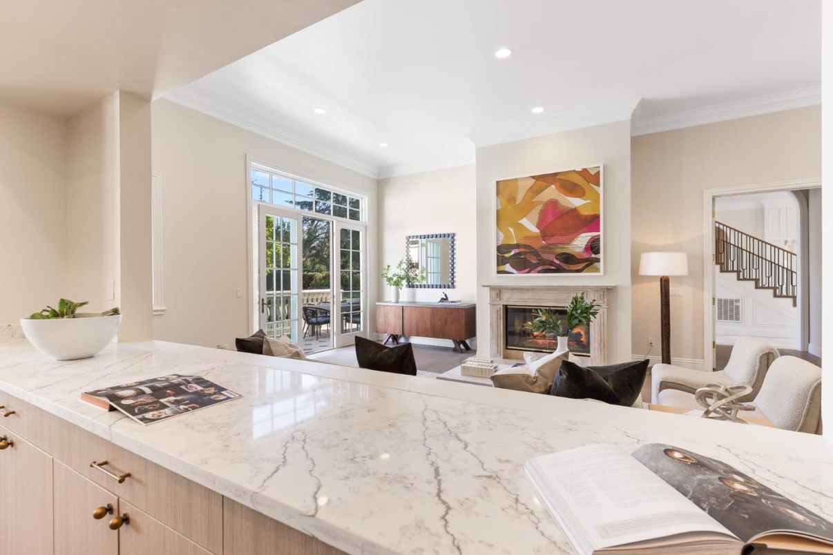 Fireplace, Interior, Kitchen, Living room, Recessed Lighting