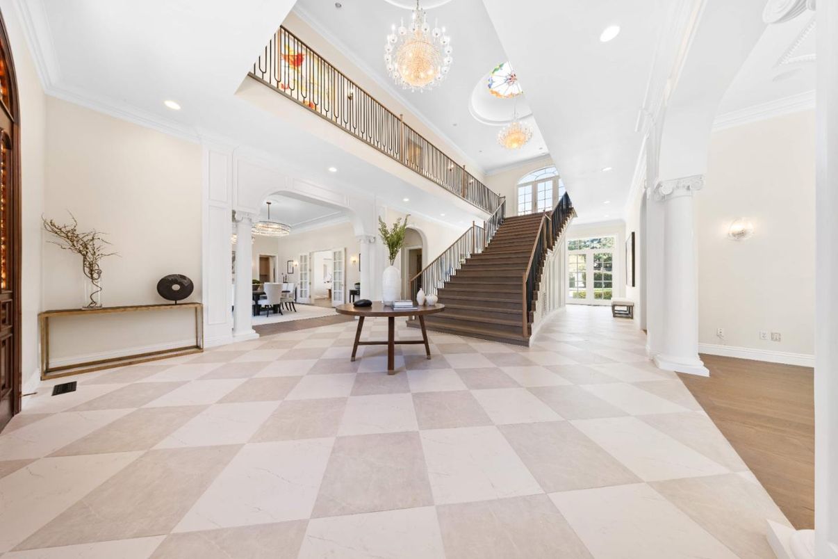 Chandelier, Interior, Recessed Lighting