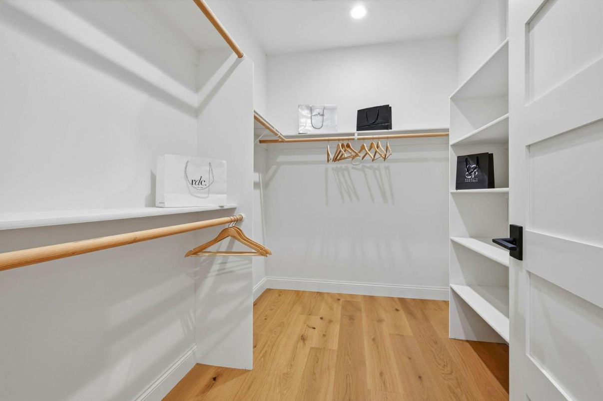 Interior, Recessed Lighting, Walk-in Closets, Wood Texture Flooring