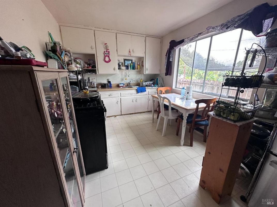 Dining room, Interior