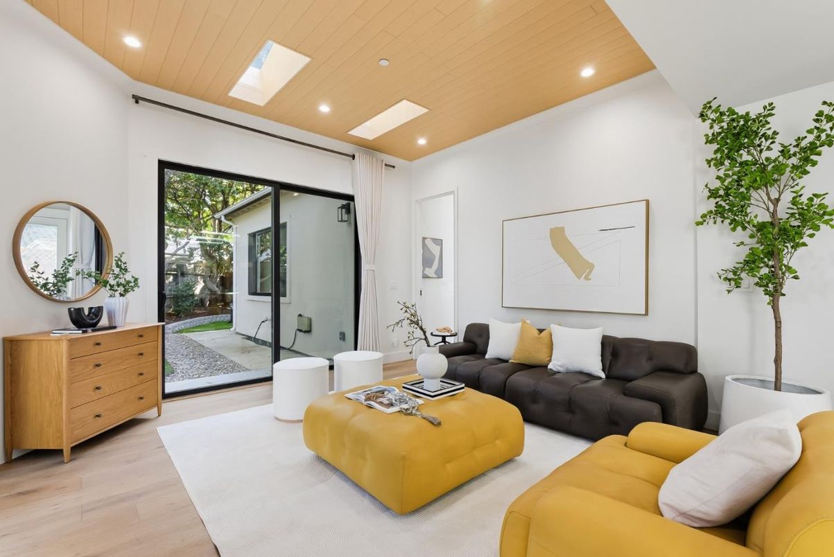 Interior, Living room, Recessed Lighting, Wooden Ceilings, Wood Texture Flooring