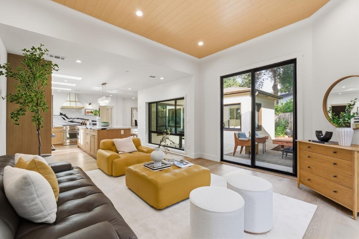 Interior, Kitchen, Living room, Pendant Lights, Recessed Lighting, Wooden Ceilings, Wood Texture Flooring