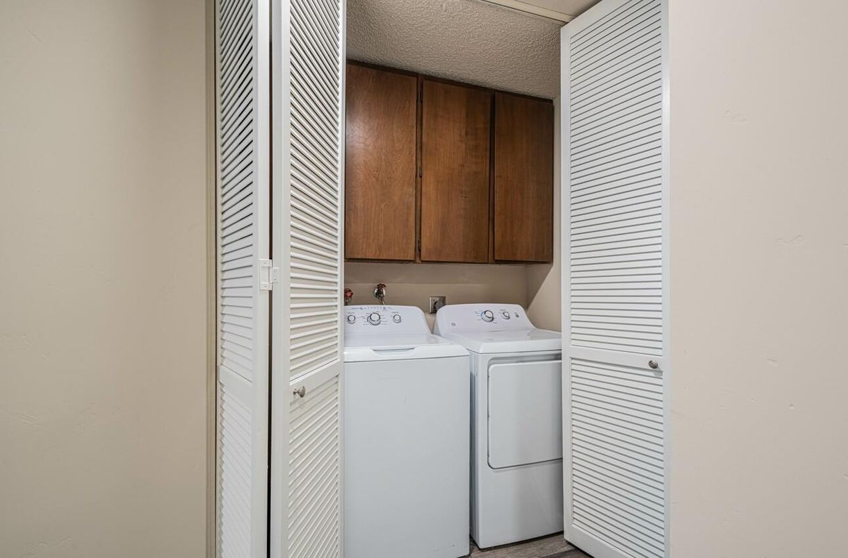 Interior, Utility Closets, Washer