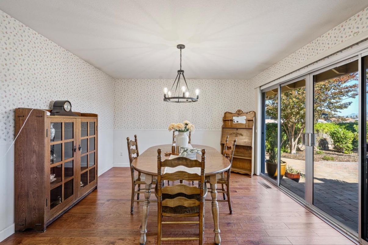 Chandelier, Dining room, Interior, Wood Texture Flooring