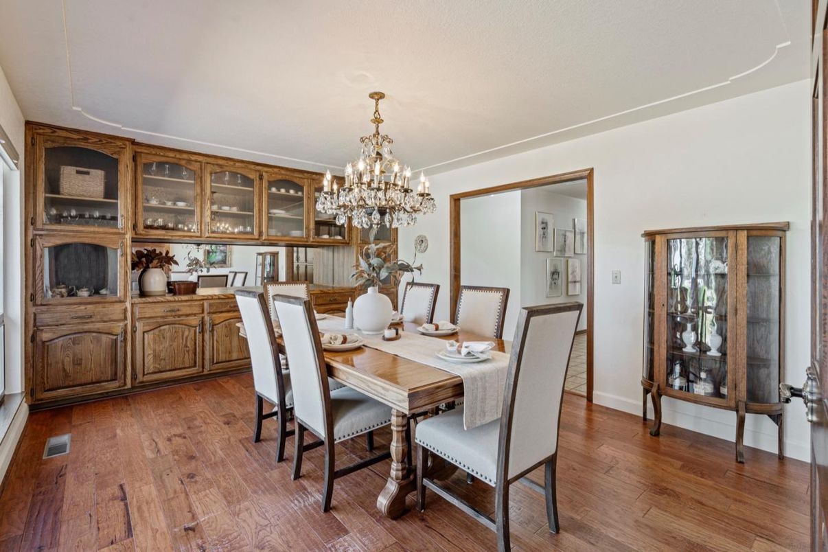 Chandelier, Dining room, Interior, Wood Texture Flooring