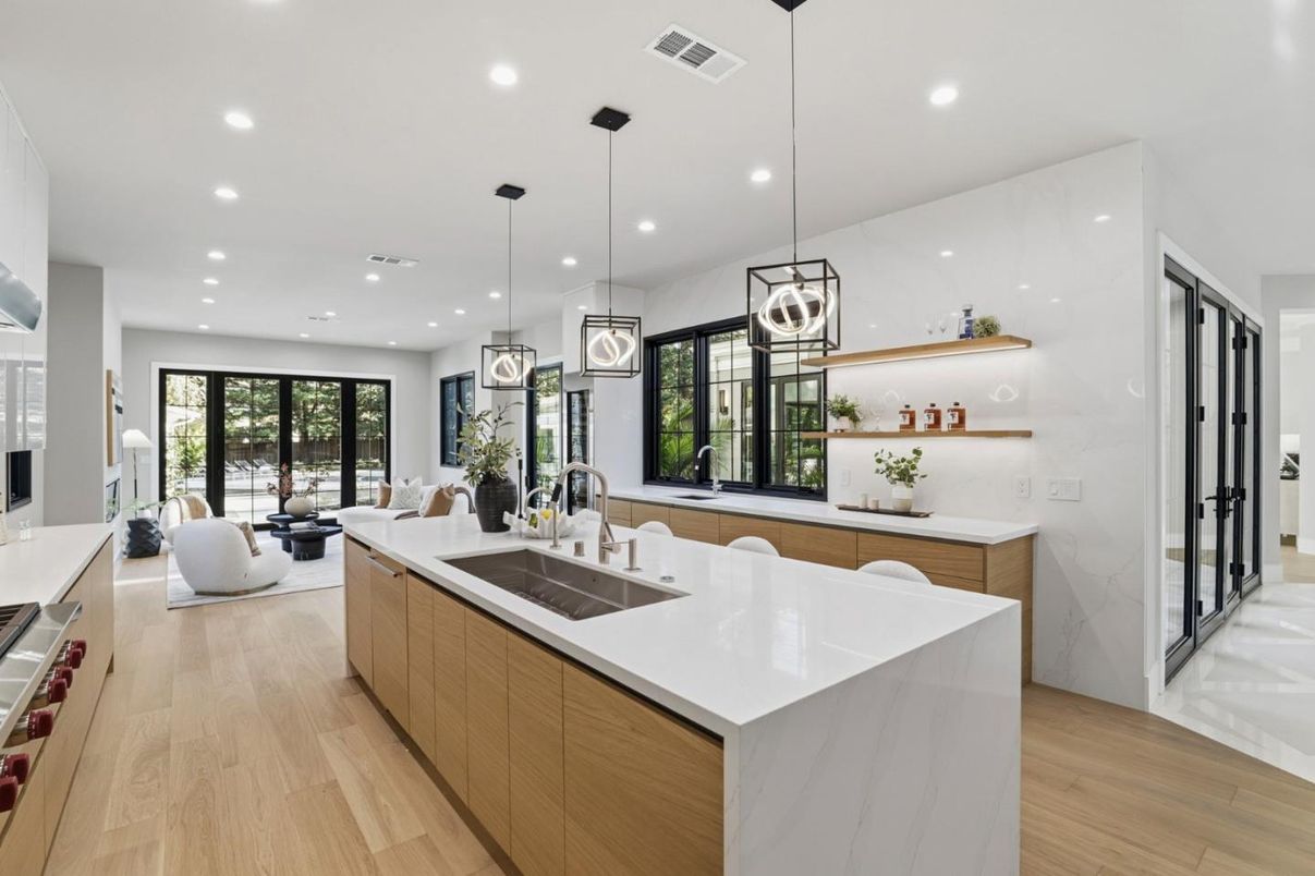 Interior, Kitchen, Living room, Pendant Lights, Recessed Lighting, Wood Texture Flooring