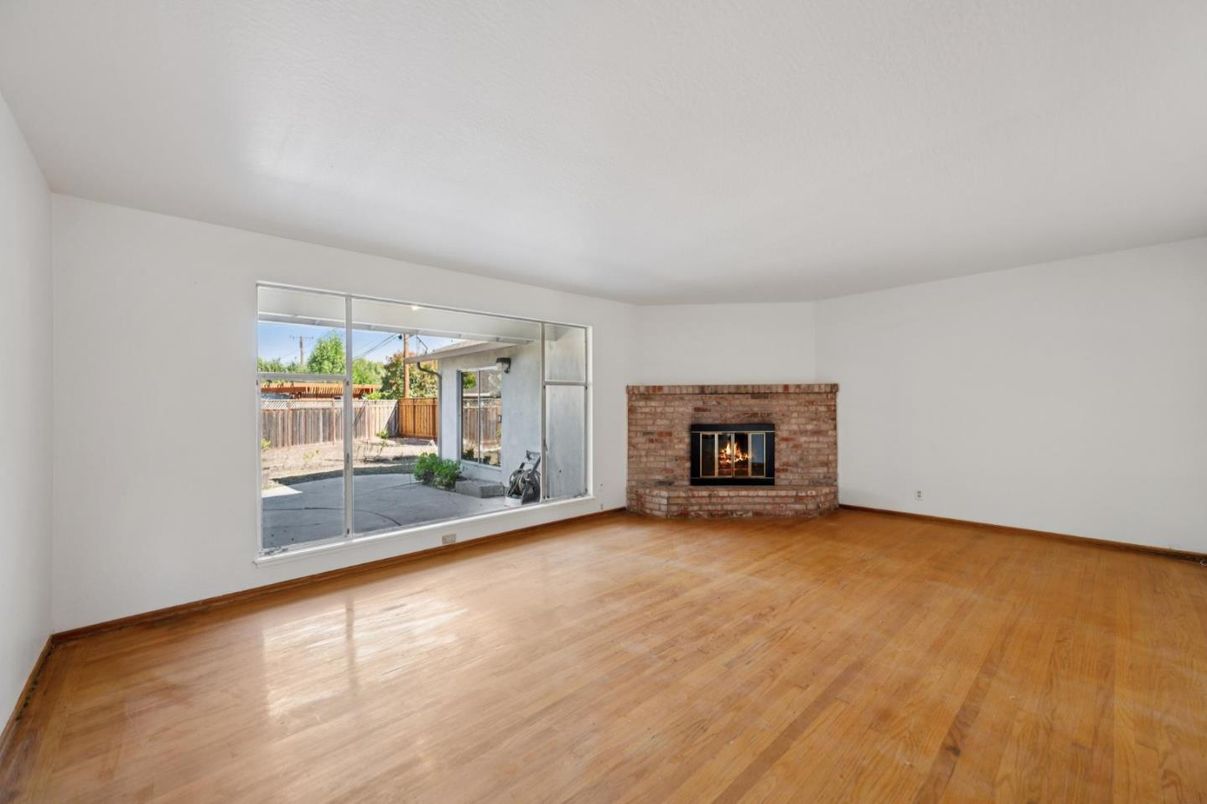 Empty room, Fireplace, Interior, Wood Texture Flooring
