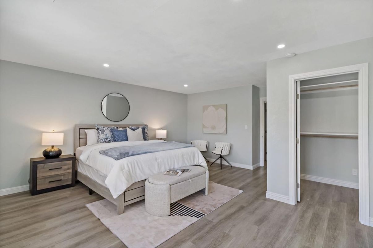 Bedroom, Interior, Recessed Lighting, Wood Texture Flooring