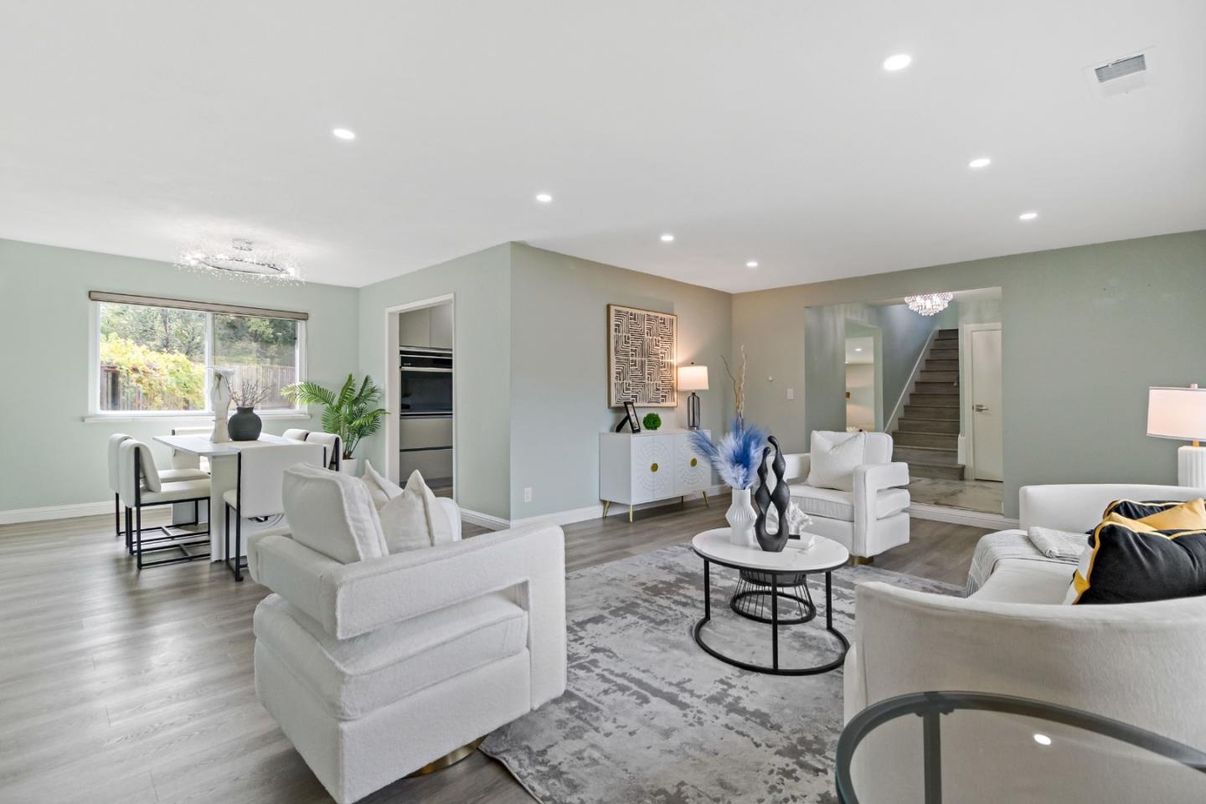 Dining room, Interior, Living room, Recessed Lighting, Wood Texture Flooring