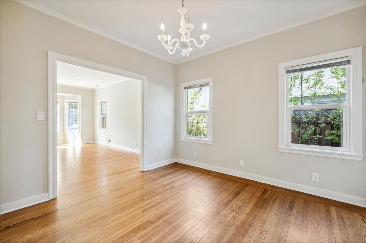 Chandelier, Empty room, Interior, Wood Texture Flooring
