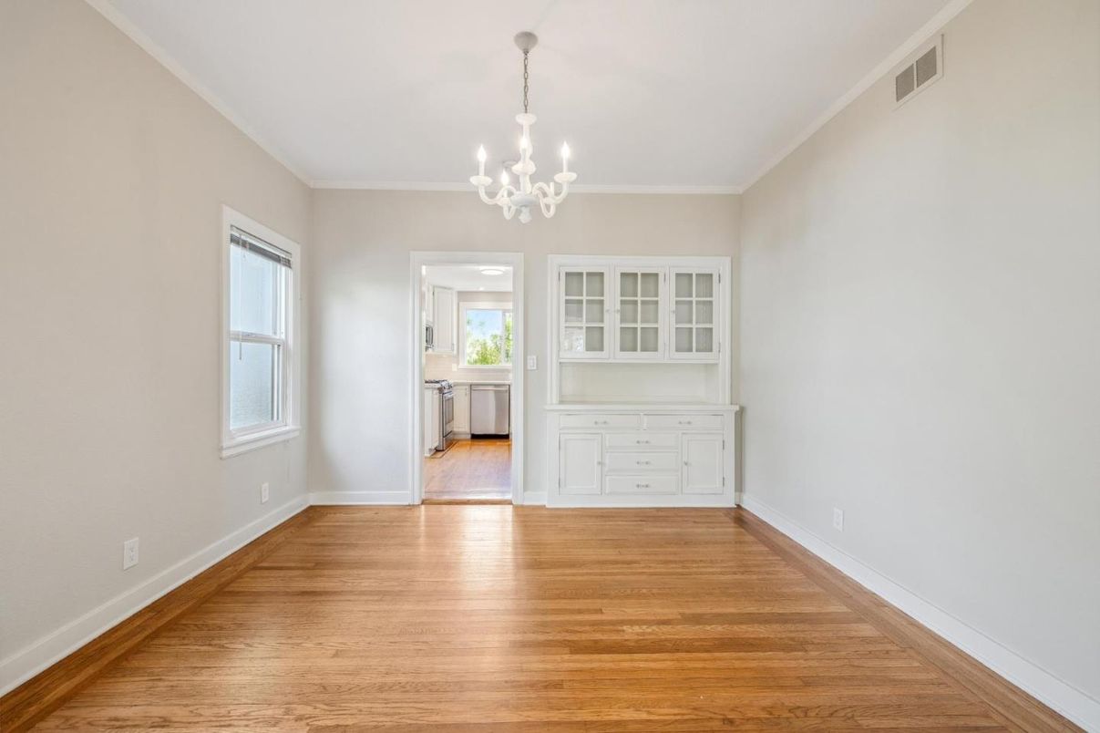 Chandelier, Empty room, Interior, Wood Texture Flooring