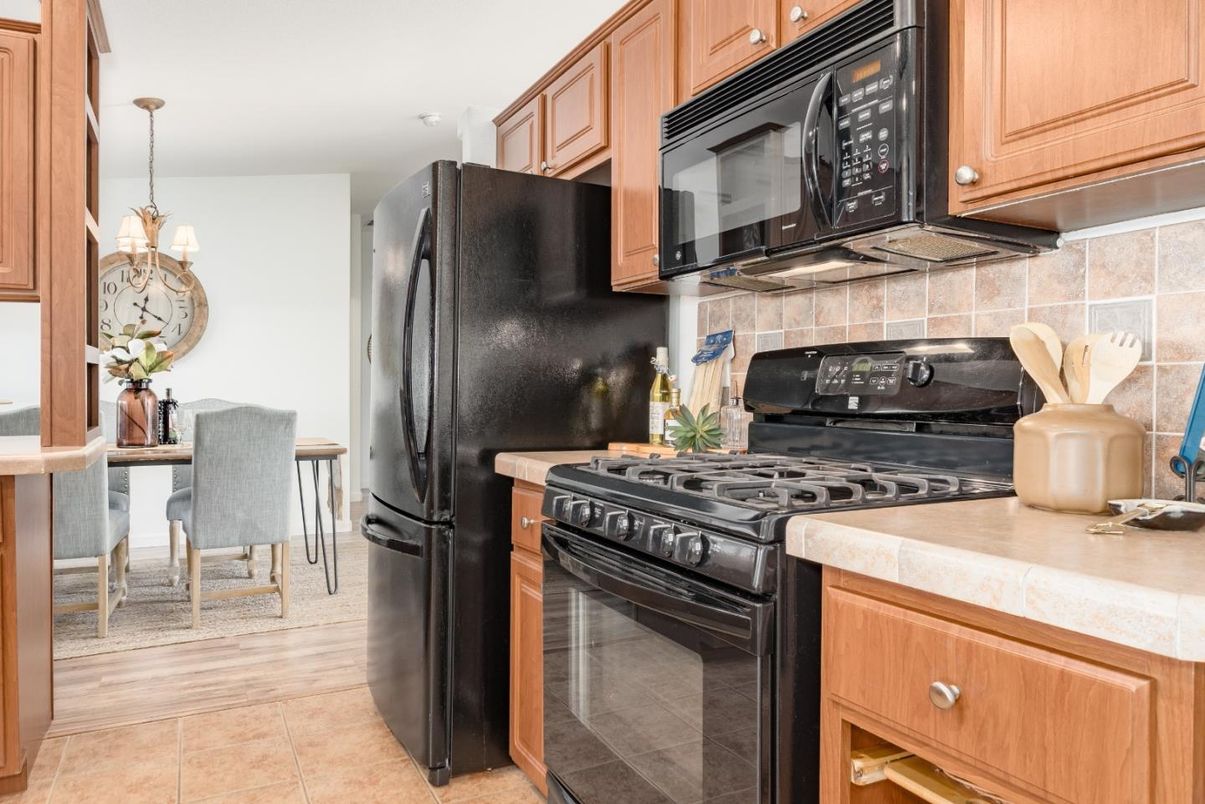 Dining room, Interior, Kitchen, Pendant Lights