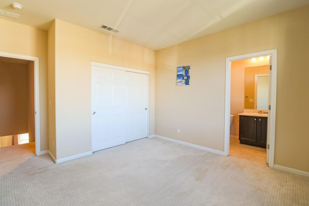 Bathroom, Empty room, Interior
