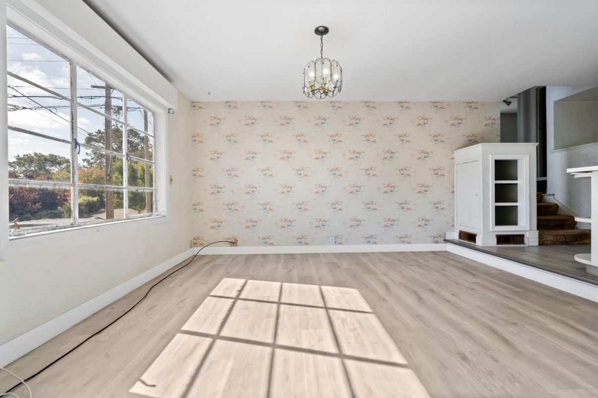 Interior, Pendant Lights, Wood Texture Flooring