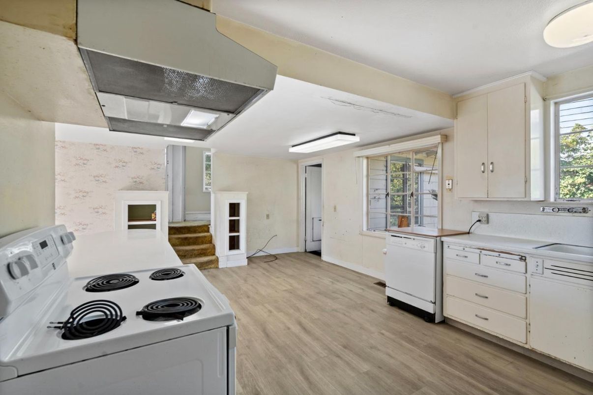 Interior, Kitchen, Wood Texture Flooring