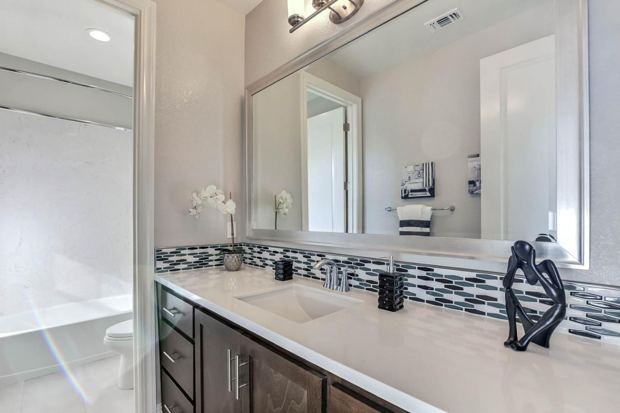 Bathroom, Interior, Kitchen, Recessed Lighting