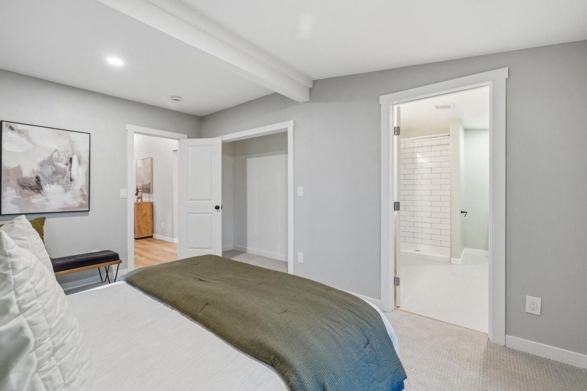 Bedroom, Interior, Recessed Lighting