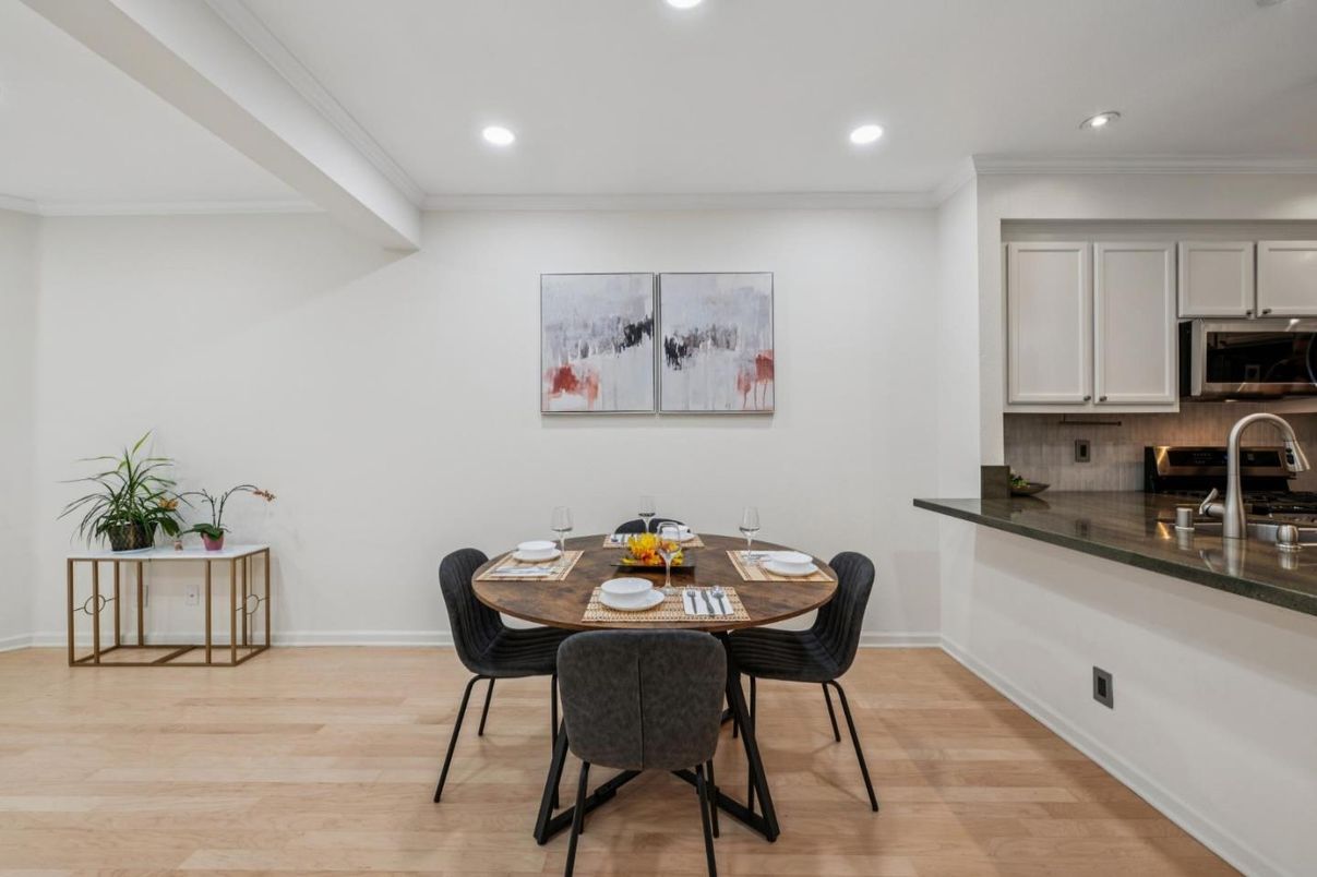 Dining room, Interior, Kitchen, Recessed Lighting, Wood Texture Flooring