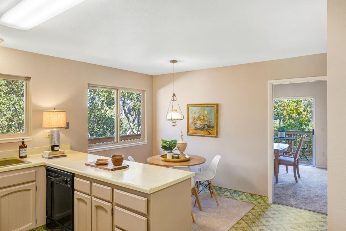 Dining room, Interior, Kitchen, Pendant Lights