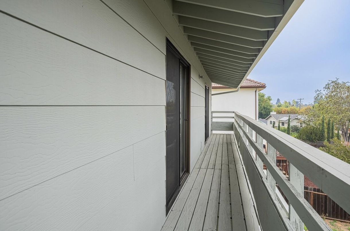 Exterior, Wood Texture Flooring