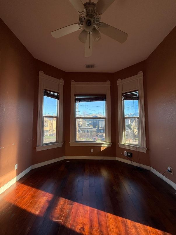 Empty room, Interior, Wood Texture Flooring