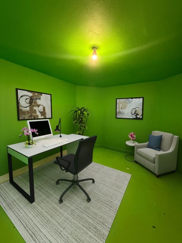 Home Office, Interior