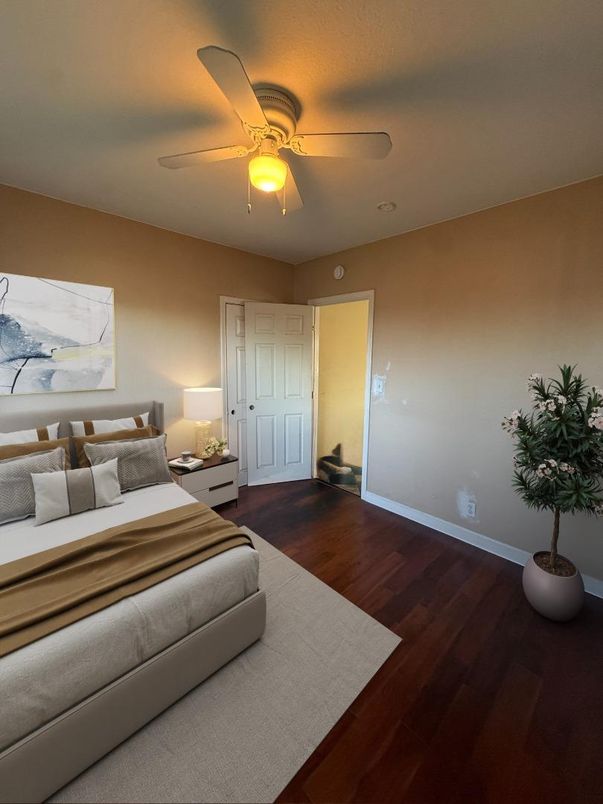 Bedroom, Interior, Wood Texture Flooring