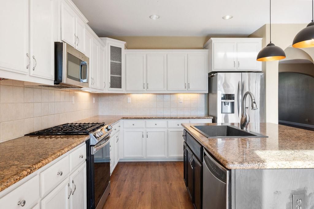 Interior, Kitchen, Pendant Lights, Recessed Lighting, Wood Texture Flooring
