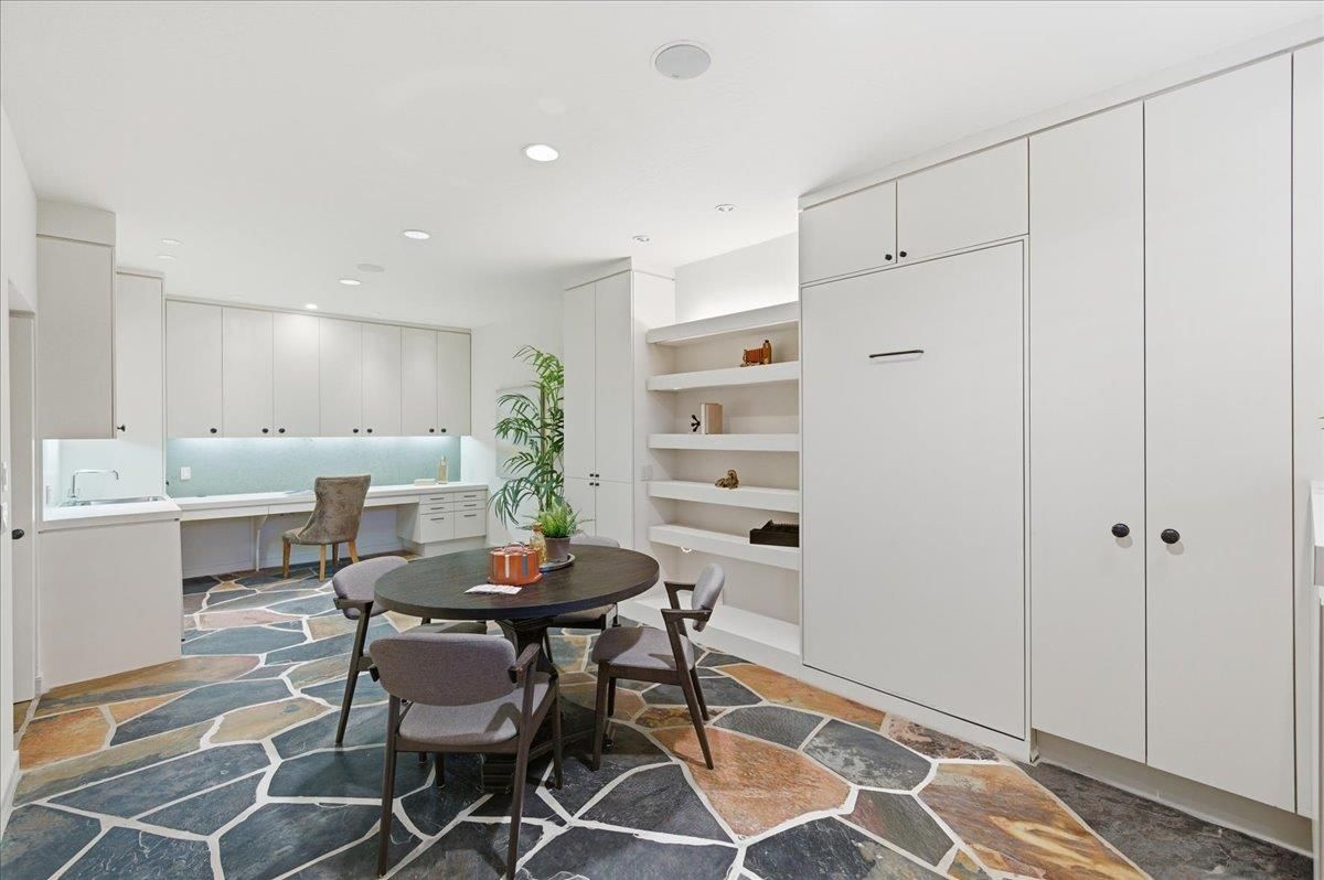 Dining room, Interior, Recessed Lighting
