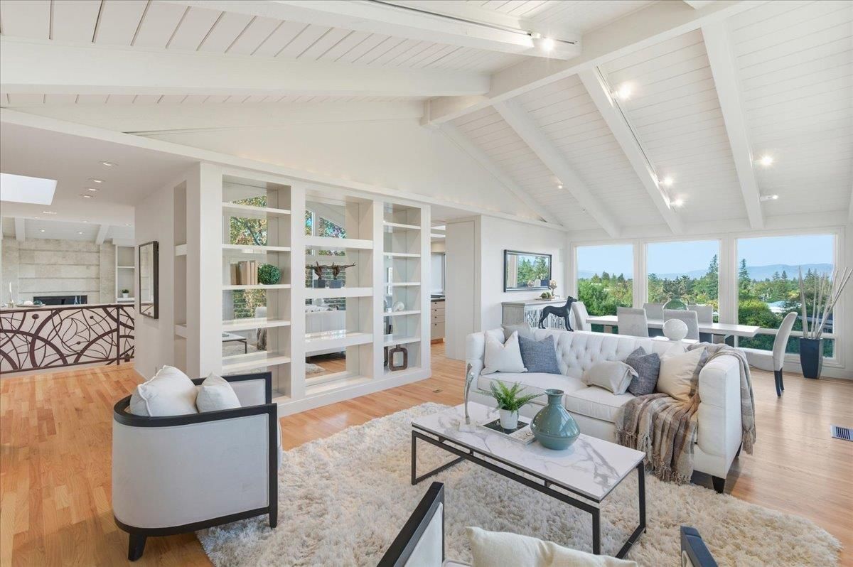 Dining room, Interior, Living room, Recessed Lighting, Wood Texture Flooring