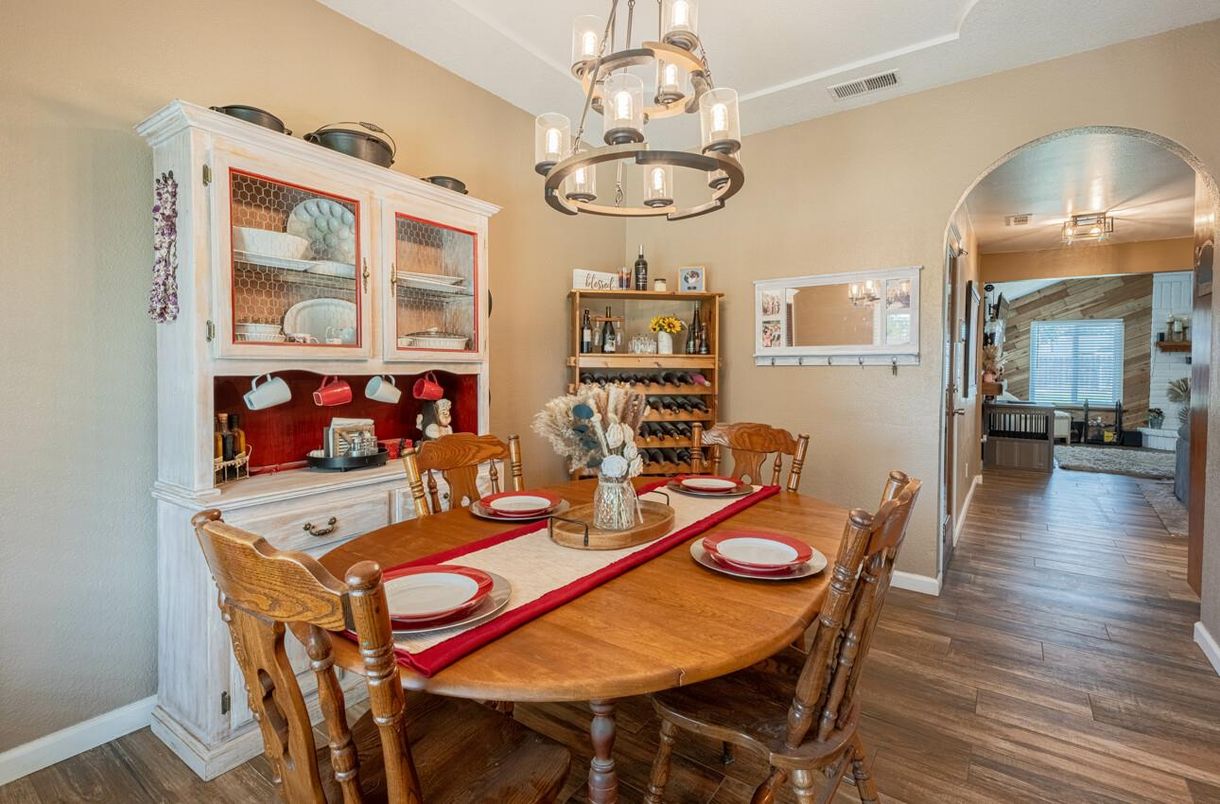 Chandelier, Dining room, Interior, Pendant Lights, Wood Texture Flooring