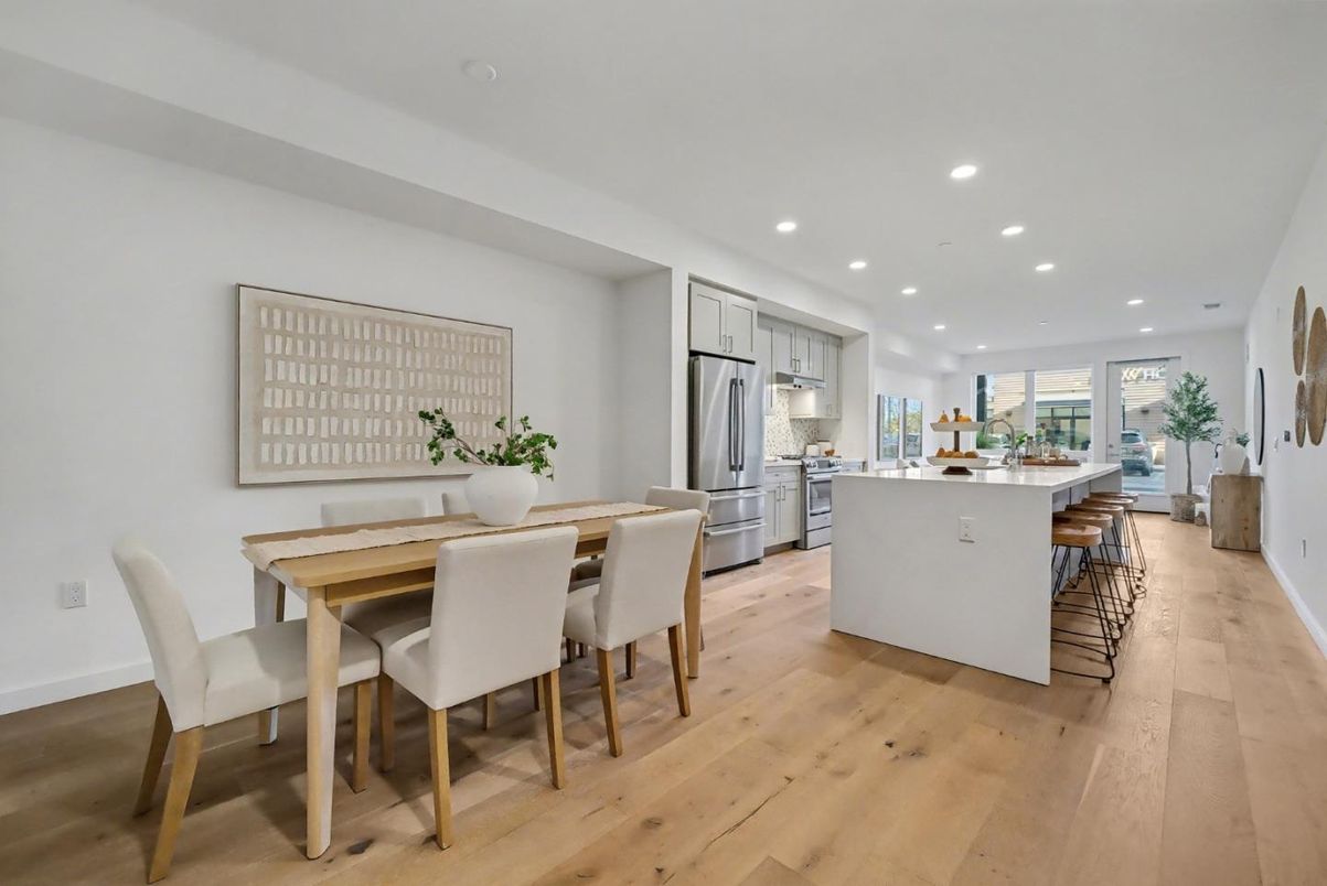Dining room, Interior, Kitchen, Recessed Lighting, Stainless Steel Appliances, Wood Texture Flooring