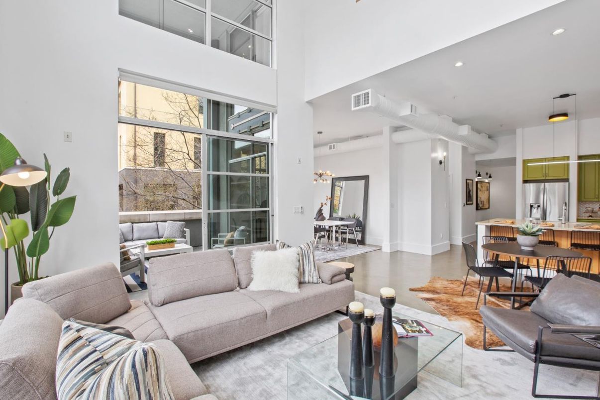 Dining room, Interior, Living room, Pendant Lights, Recessed Lighting
