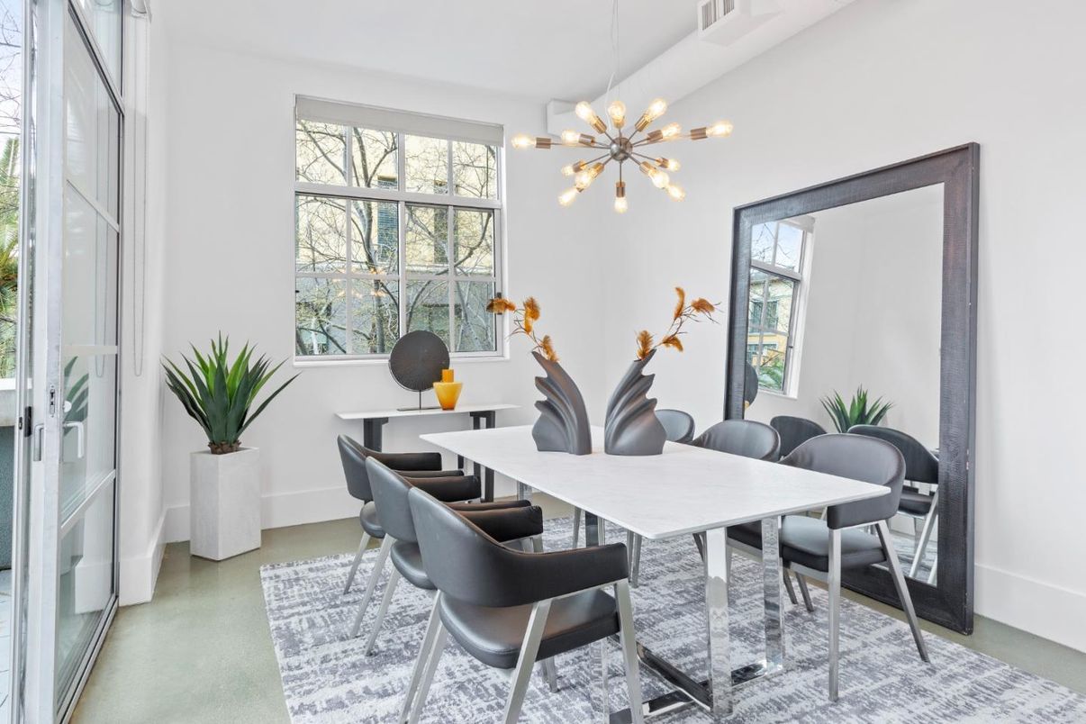 Dining room, Interior, Pendant Lights
