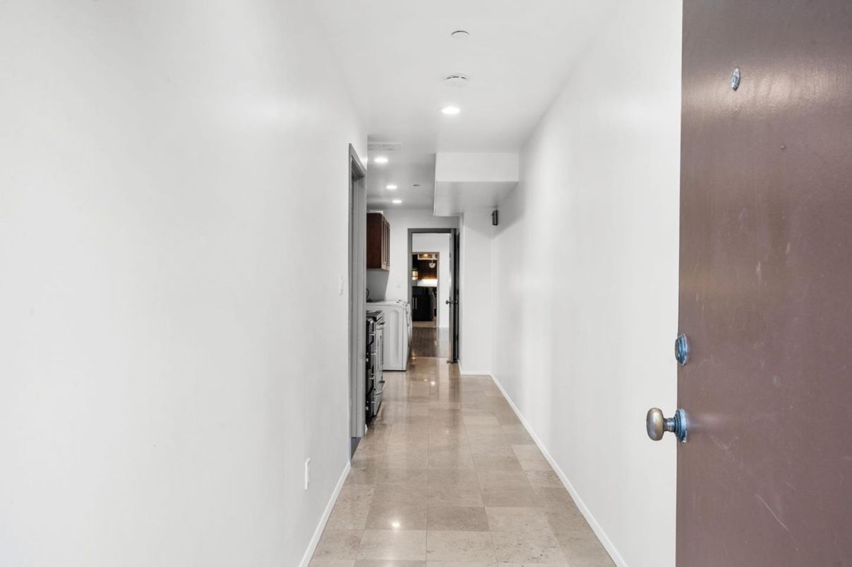 Interior, Recessed Lighting