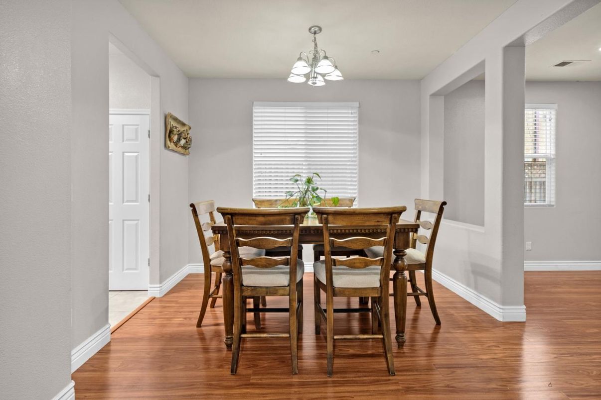 Chandelier, Dining room, Interior, Recessed Lighting, Wood Texture Flooring