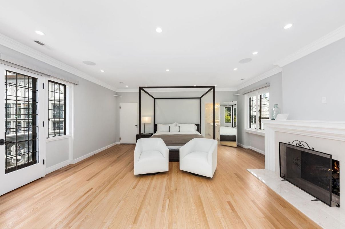 Bedroom, Fireplace, Interior, Recessed Lighting, Wood Texture Flooring