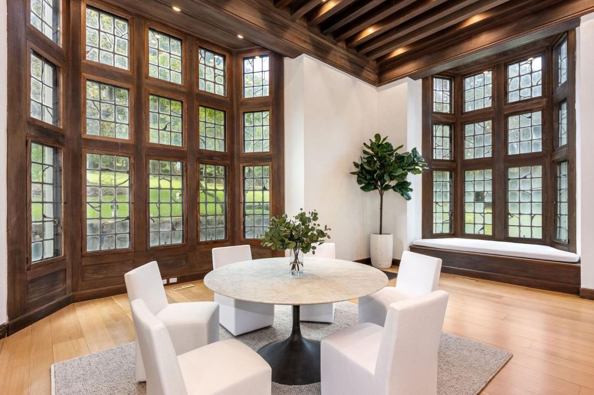 Dining room, Interior, Recessed Lighting, Wood Texture Flooring