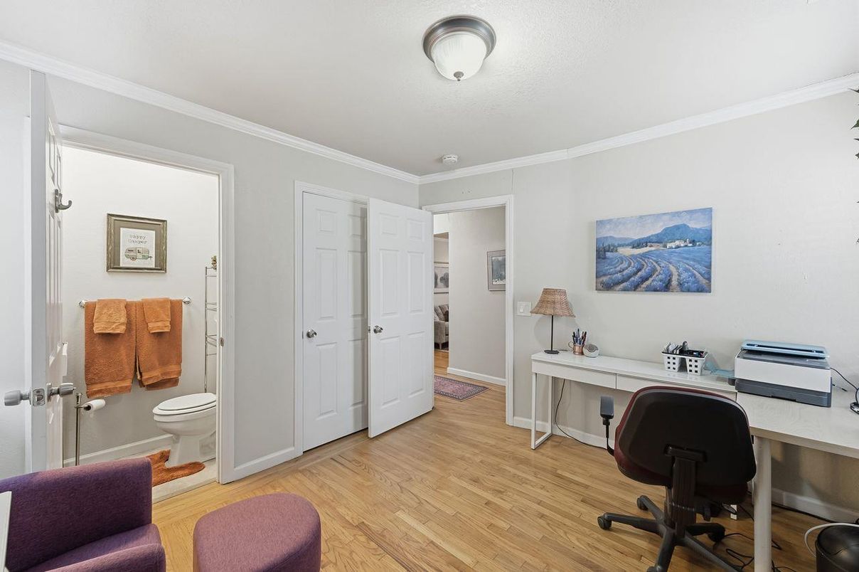 Bathroom, Home Office, Interior, Wood Texture Flooring