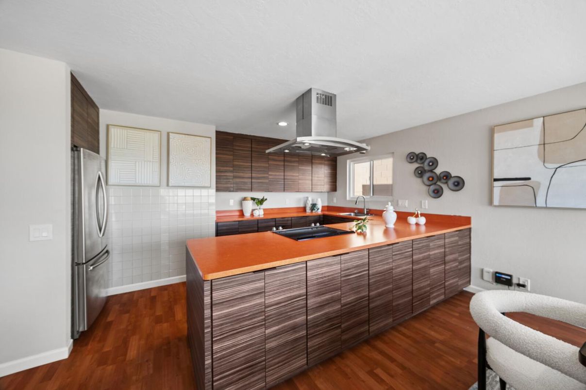 Interior, Kitchen, Recessed Lighting, Wood Texture Flooring