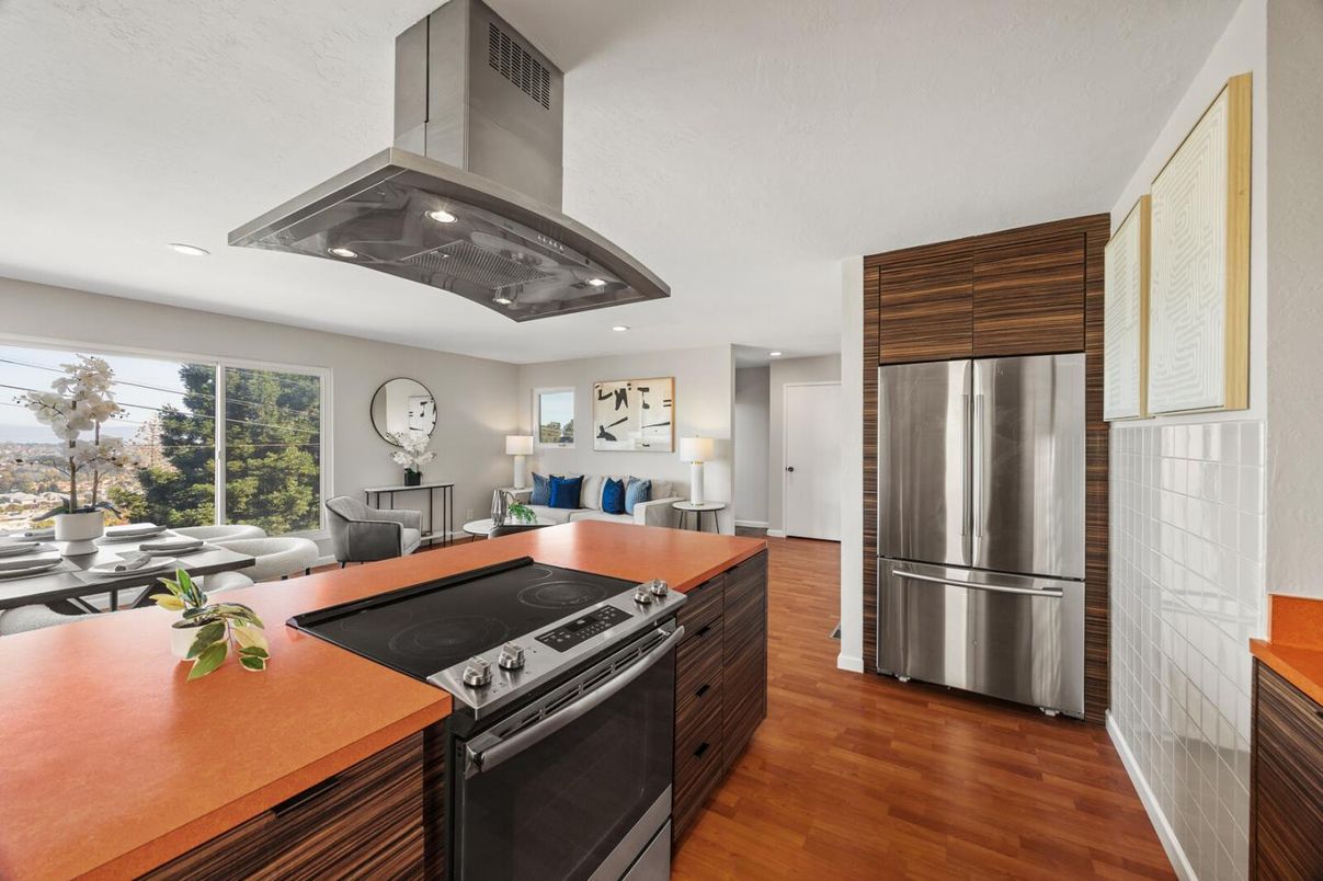Dining room, Interior, Kitchen, Living room, Recessed Lighting, Stainless Steel Appliances, Wood Texture Flooring