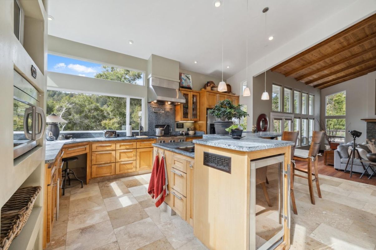 Dining room, Interior, Kitchen, Pendant Lights, Recessed Lighting, Stainless Steel Appliances, Wooden Ceilings