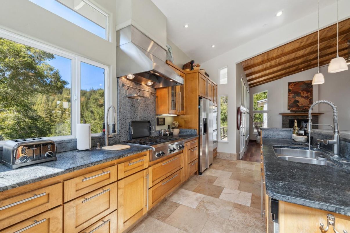 Interior, Kitchen, Pendant Lights, Recessed Lighting, Stainless Steel Appliances