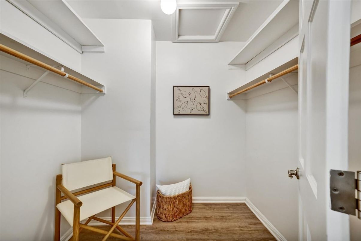 Interior, Walk-in Closets, Wood Texture Flooring