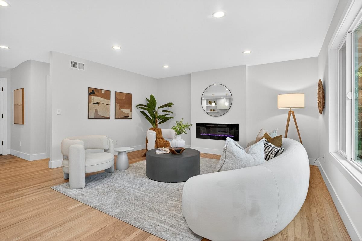 Fireplace, Interior, Living room, Recessed Lighting, Wood Texture Flooring