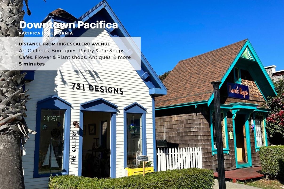 Exterior, Facade, None