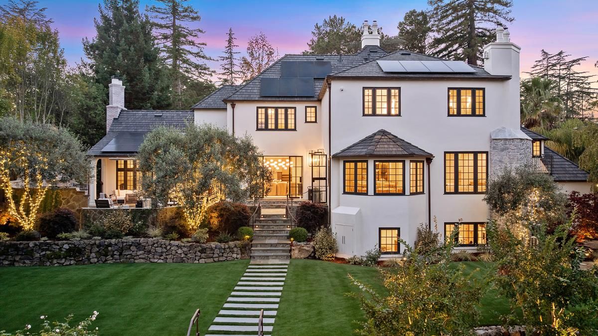 Backyard, Exterior, Facade, Solar Panels, French Provincial