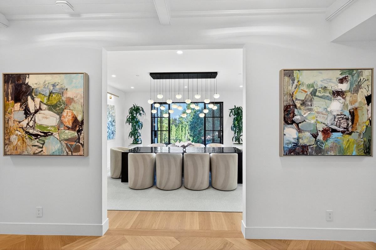 Interior, Living room, Pendant Lights, Recessed Lighting, Wood Texture Flooring