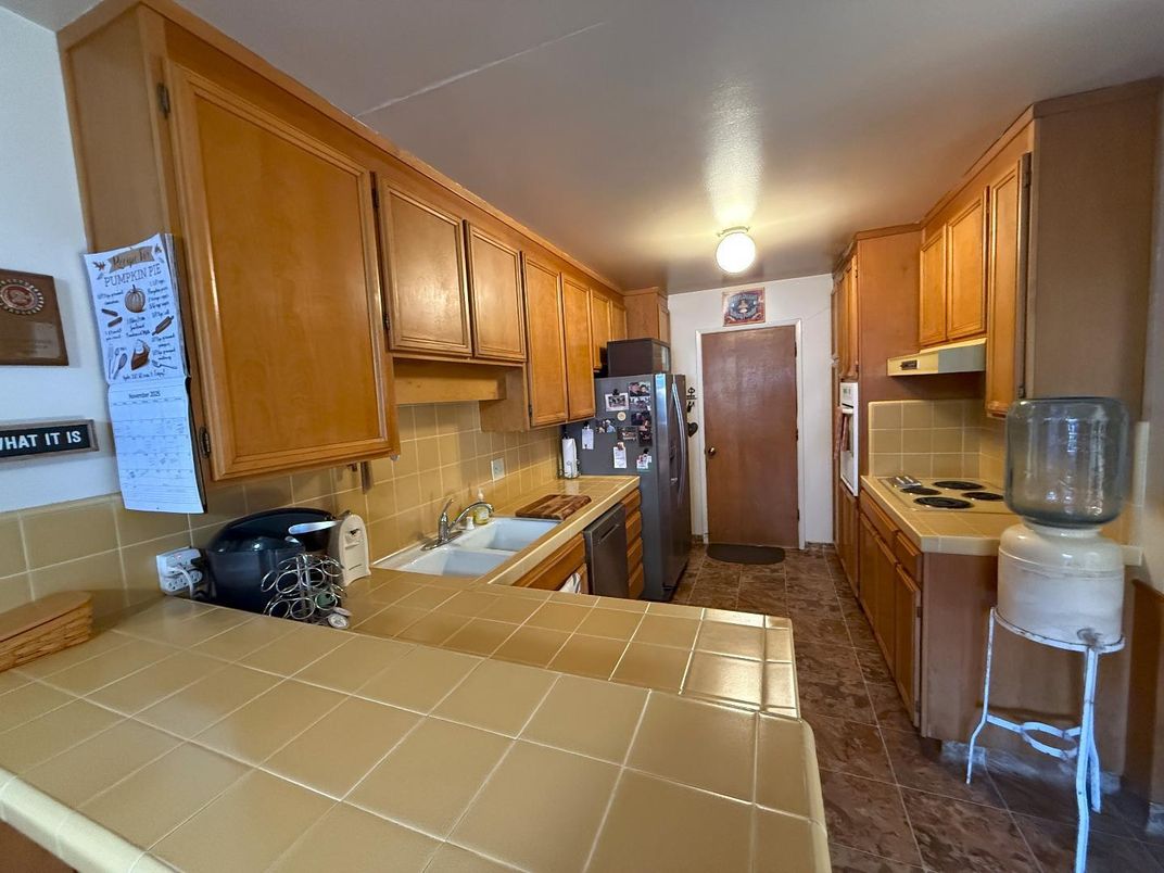 Interior, Kitchen, Tile Countertops